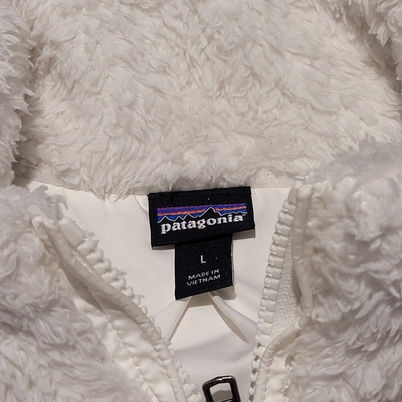 Patagonia Vest Women’s Large White Fleece Los Gatos Full Zip Pockets Faux Fur - Picture 2 of 5